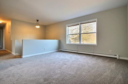 89 Old Post Rd, Westerly RI  02891-2643 exterior