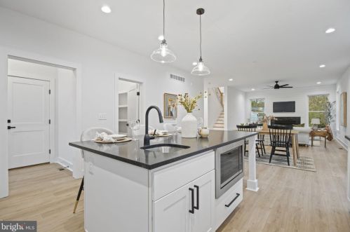 664 Dill Rd, Severna Park MD 21146-4120 exterior