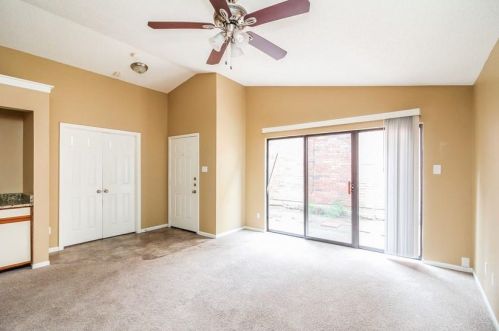 4213 Phoenix Dr, Carrollton TX  75010-4036 exterior