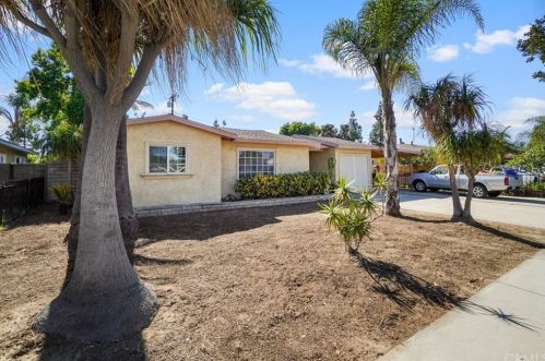 914 Newhope St, Santa Ana, CA 92703-1533