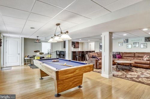 737 Sharpsburg Dr, Davidsonville MD 21035-1927 exterior