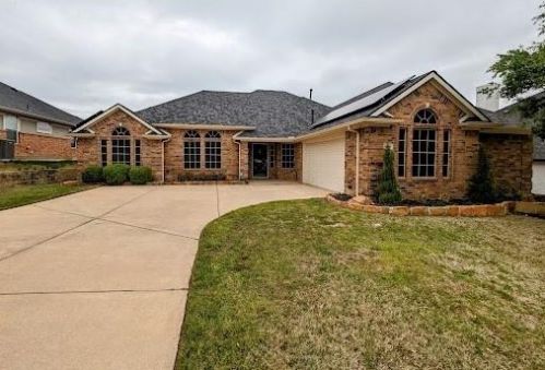 8921 Lake Rock Ct, Fort Worth, TX 76179-4904