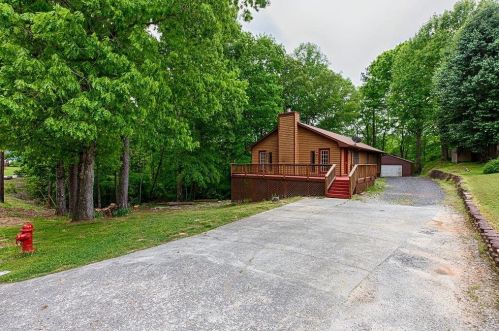 141 Towne Creek Dr, Villa Rica, GA 30180-3237