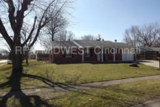 6798 Summerdale Dr, Dayton OH  45424-2270 exterior