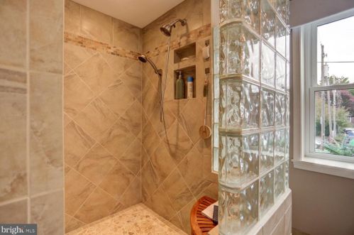 241 Cherry St, Lancaster PA  17602-2725 exterior