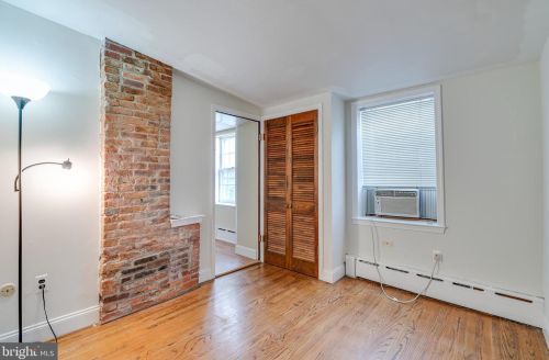 614 21st St, Philadelphia PA  19130-3232 exterior
