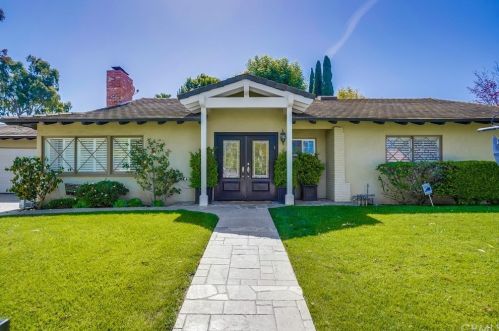 4 Saddlehorn Ln, Palos Verdes Estates, CA 90274-4128