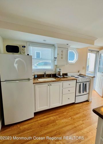 27 Shore Way, Lavallette NJ  08735-1937 exterior