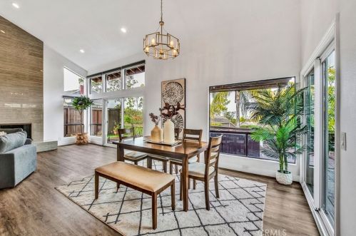4 Silver Crk, Irvine, CA 92603-3425