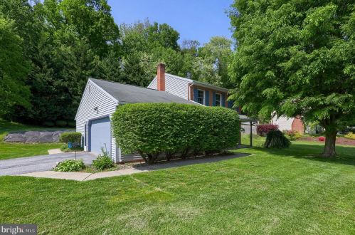 1650 Stony Battery Rd, Lancaster PA  17601-1287 exterior