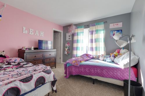 1114 Sarasota Dr, Pingree Grove IL  60140-2026 exterior