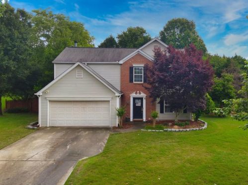 441 Crested View Dr, Loganville, GA 30052-5418