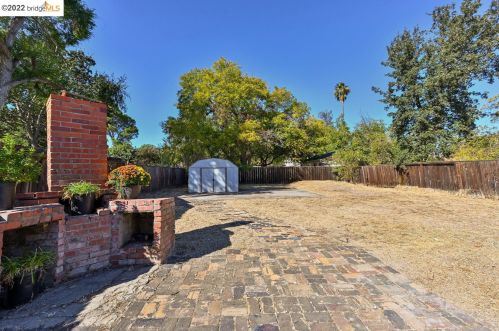 1391 San Carlos Ave, Concord CA  94518-1155 exterior