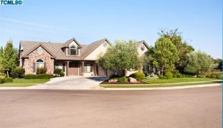 229 Sidney Ct, Visalia, CA 93291-9624