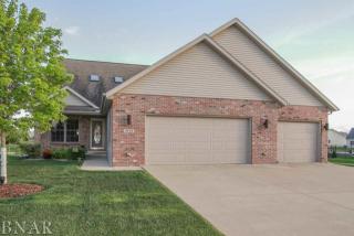 3105 Sable Oaks Rd, Bloomington, IL 61704-4850