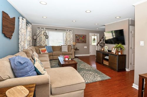 3975 Harvestridge Dr, Cincinnati OH 45211-2548 exterior