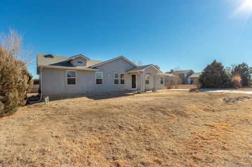 396 Maher Dr, Pueblo, CO 81007-3542