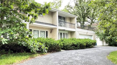 12903 Westgate Dr, Palos Heights, IL 60463-2238