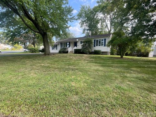 180 Southwood Dr, Old Bridge, NJ 08857-1659