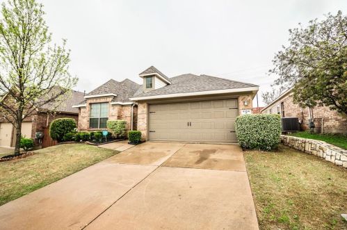 4104 Mustang Ave, Garland TX  75048-4272 exterior