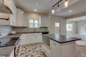 8 Price Ln, Erial, NJ 08081-1822