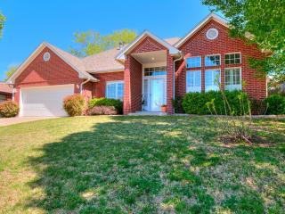2913 Windmill Cir, Norman, OK 73072-7448