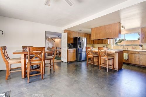 5910 Intervale Dr, Riverside CA  92506-4049 exterior