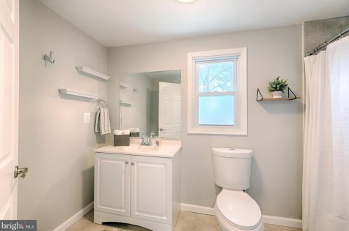 466 Ruby Dr, Aberdeen MD  21001-1725 exterior