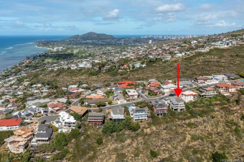 5307 Poola St, Honolulu HI  96821-1536 exterior