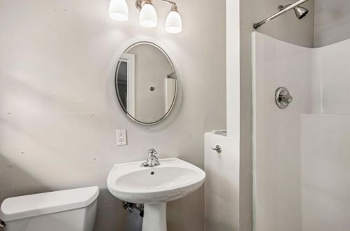 1385 Holly Ln, Atlanta GA  30329-3513 exterior