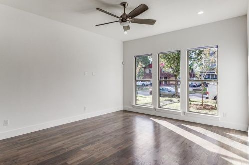 623 9 St, Dallas TX  75208-4901 exterior