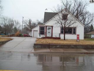 452 Maxwell St, Mcpherson, KS 67460-3621
