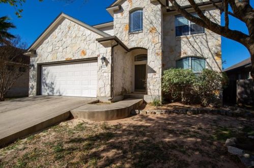 10112 Channel Island Dr, Austin TX  78747-2686 exterior
