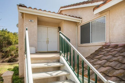488 Shelburne Ln, Simi Valley, CA 93065-6759