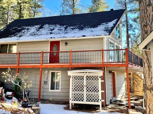 521 Grass Valley Rd, Lake Arrowhead, CA
