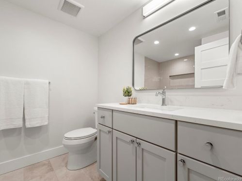 1060 Steele St, Denver CO  80206-3420 exterior