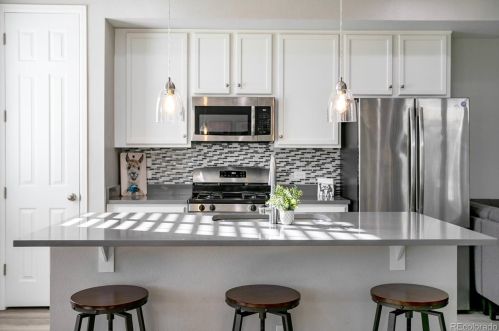 607 Richfield St, Denver CO  80017-2189 exterior