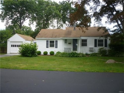 38 Barbara Dr, Norwalk, CT 06851-5328