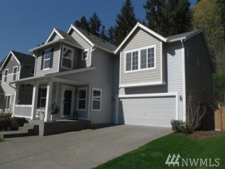 1230 Burnside Pl, Dupont, WA 98327-8810