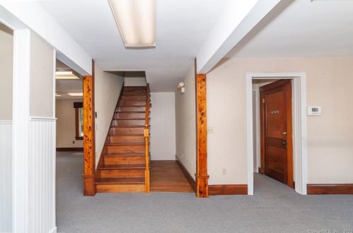 58 Norwich Rd, Quaker Hill CT  06375-1127 exterior