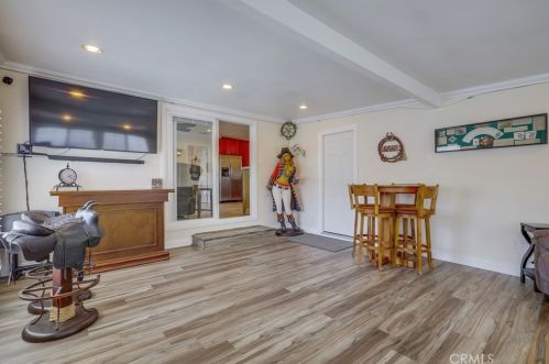 305 Kenmore St, Anaheim CA  92804-2114 exterior