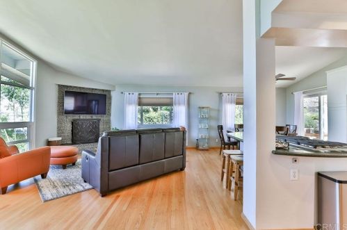 277 Croydon Ln, El Cajon, CA 92020-2209