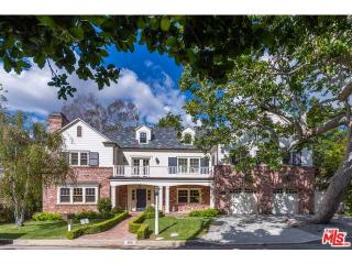 485 Tuallitan Rd, Los Angeles CA  90049-1940 exterior