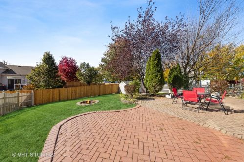 475 Savannah Ln, Lemont IL  60440-5089 exterior