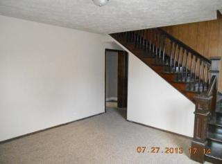 2020 Ramsey Ave, Springfield MO  65803-4039 exterior
