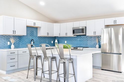 908 Meade St, Denver CO  80204-3023 exterior