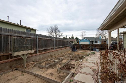 14602 Elk Pl, Denver CO 80239-5429 exterior