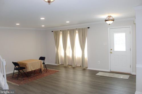 15034 Shamrock Ridge Rd, Silver Spring MD 20906-6107 exterior