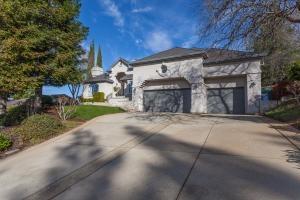 3632 Mount Ashland Ave, Redding, CA 96001-2240
