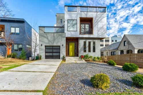 125 Holiday Ave, Atlanta GA  30307-2611 exterior
